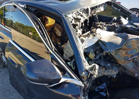 2025 BMW 530 I z USA, uszkodzony, nr VIN WBA43FJ01SCT73217